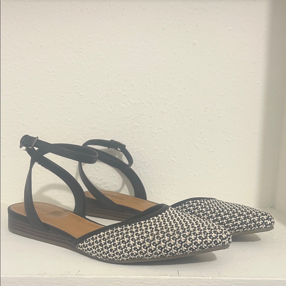 Indigo Black & White Pointed Woven Ankle-Strap Flats